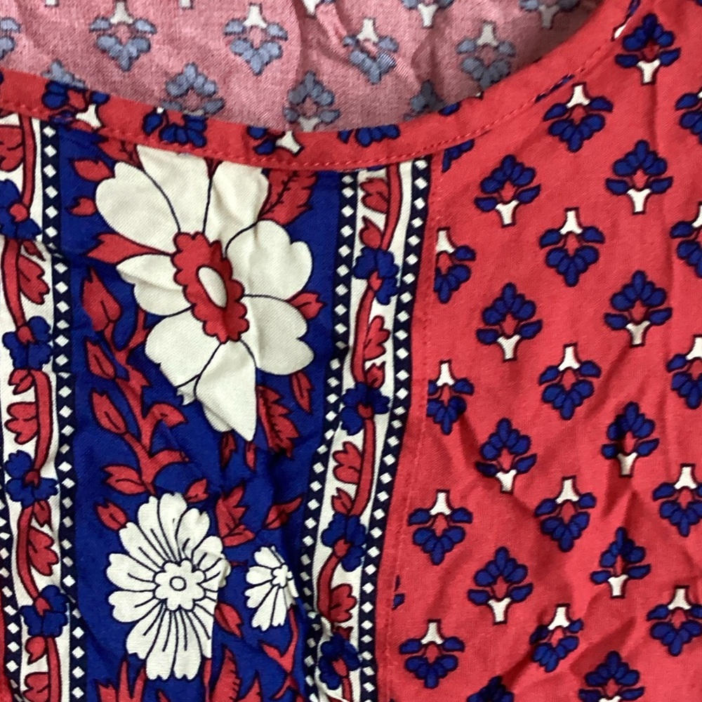 St. John's Bay Red Floral Cold-Shoulder Tank with Navy Trim - Picture 3 of 6